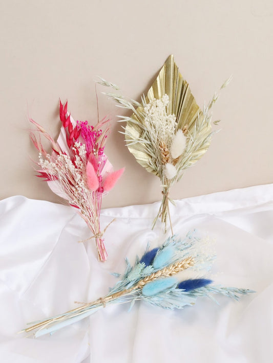 DRIED FLOWER CAKE TOPPERS